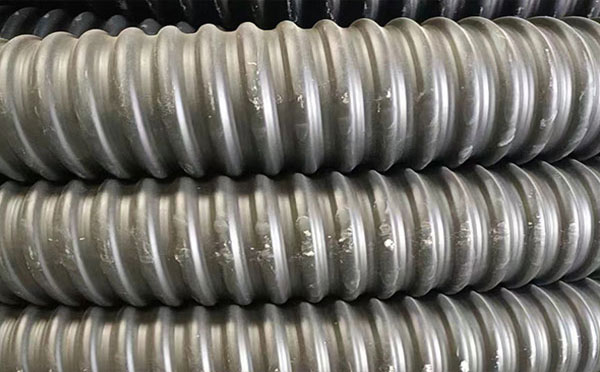现代线缆防护的理想选择：托克逊碳素波纹管技术特性与工程应用全景解析